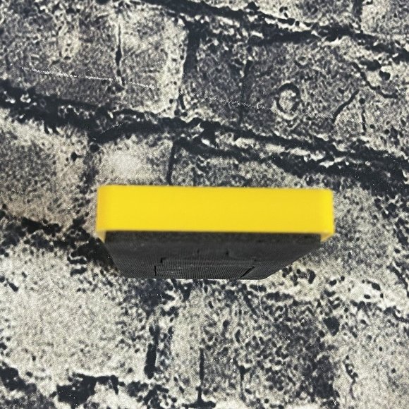 Sizzix BABY BOTTLE Die #38-0265 Original Medium Yellow Scrapbooking Crafts - Picture 2 of 6